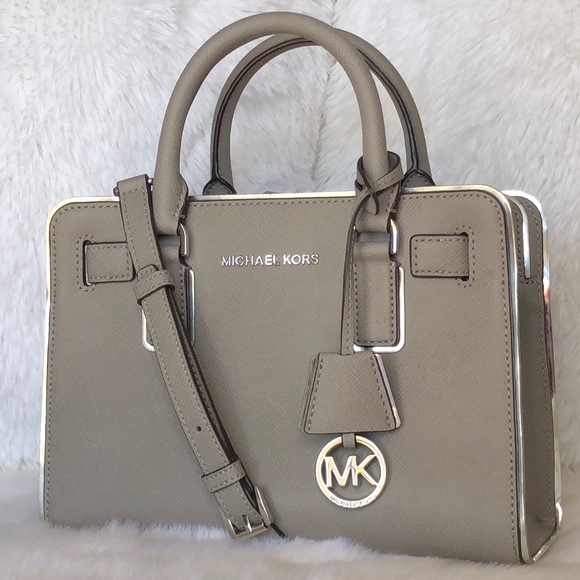 Michael Kors Handbags - 🌟Michael Kors Pearl Gray Leather Satchel